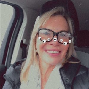 Meet your Posher, Carol